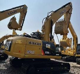 CAT 320 D