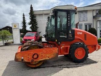 CAT CP44