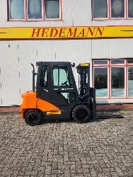 Doosan D30S-7