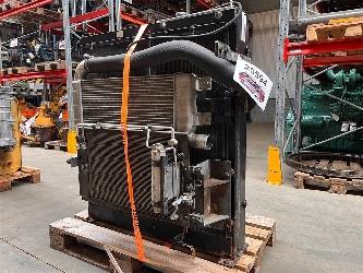 CAT 323D køler