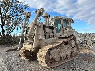 CAT D8