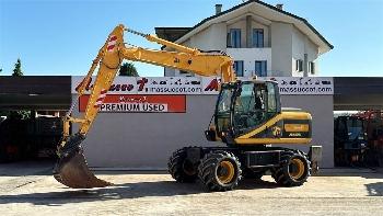 JCB JS130W 4x4