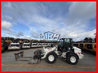 CAT 908 M