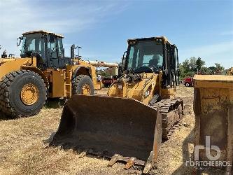 CAT 953D