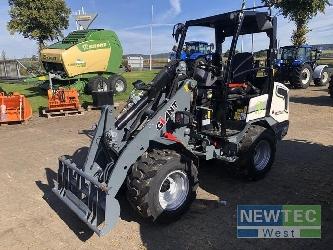GiANT G2700 E