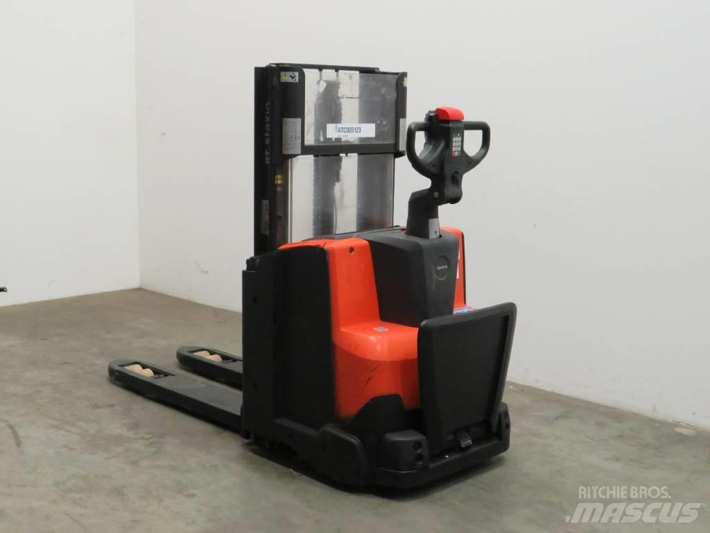 BT SWE 200 D Deichselstapler