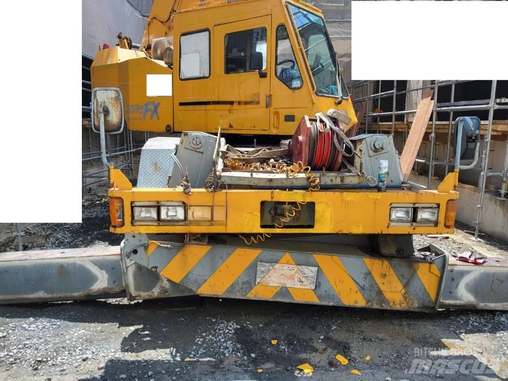 Tadano TR 250 M-5 Autokrane