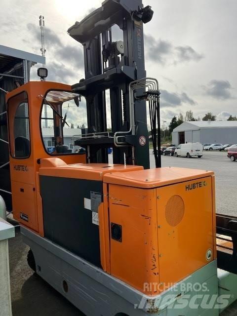 Hubtex MQ 45 Vierwegestapler