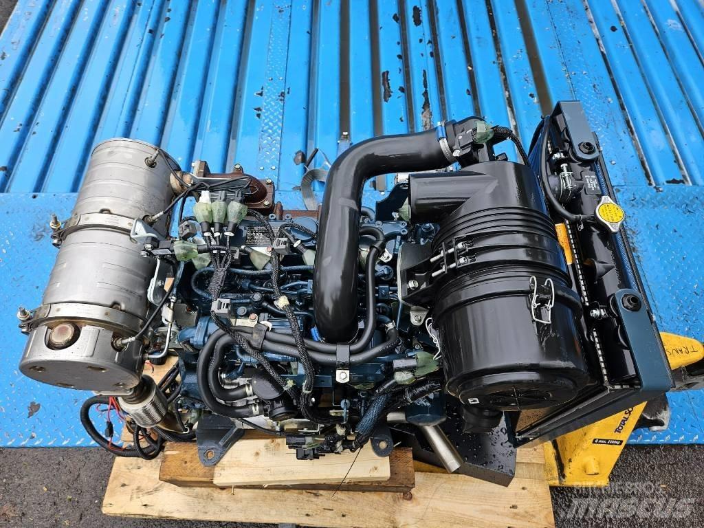 Kubota V 2403 Motoren