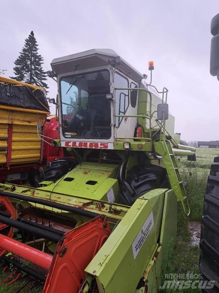 CLAAS Dominator 68 Mähdrescher