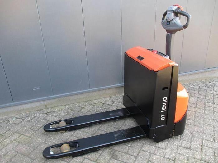 Toyota LWE 140 Niedergabelstapler