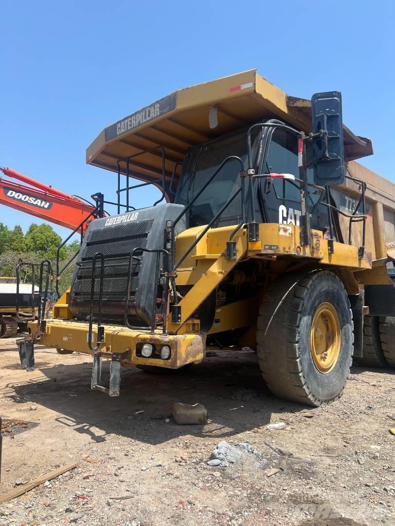 CAT 773F Dumper - Starr