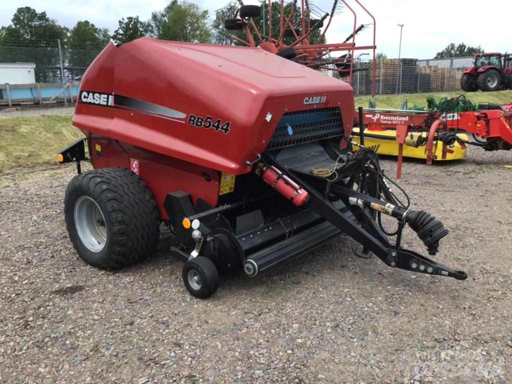 CASE RB 544 Rundballenpressen