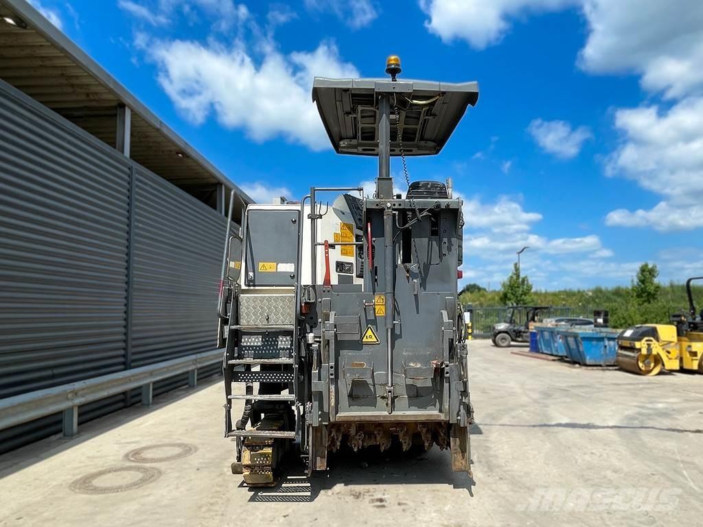 Wirtgen W 120 FI Asphaltfräsen
