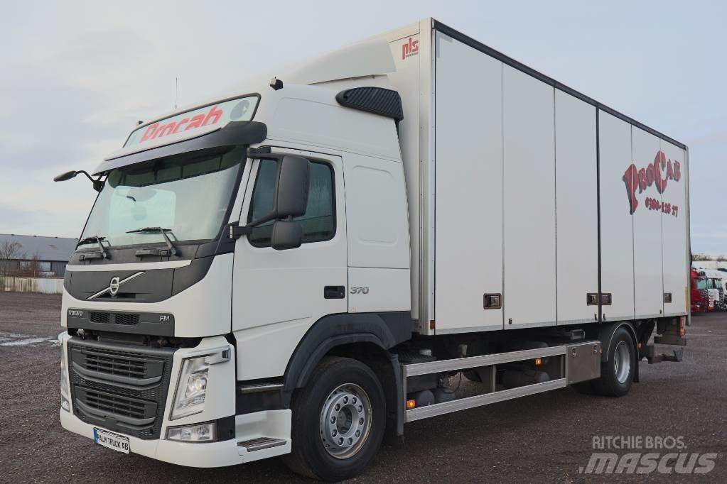 Volvo FM Serie 3722 Kofferaufbau