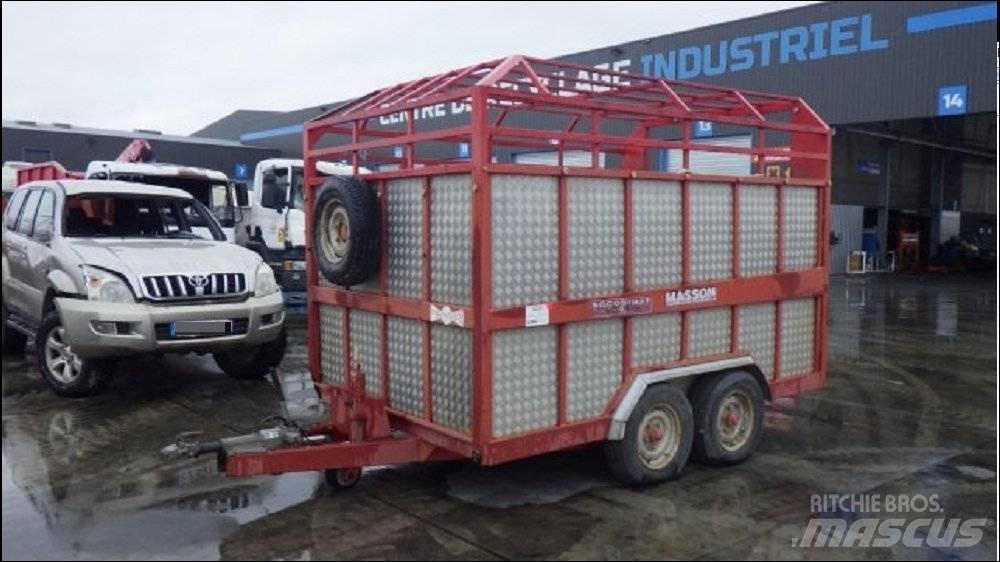 Masson B3000 Viehtransportanhänger