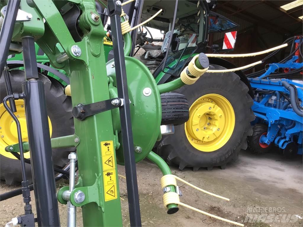 Krone Vendro 820 Kreiselheuer/-wender