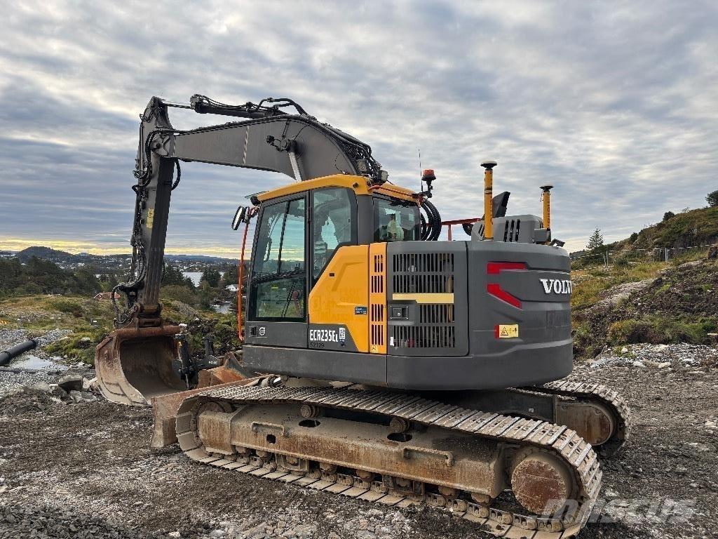 Volvo ECR 235 E Raupenbagger