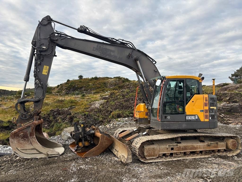 Volvo ECR 235 E Raupenbagger