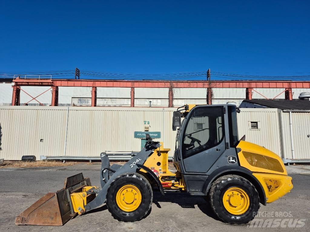 John Deere 204 L Radlader