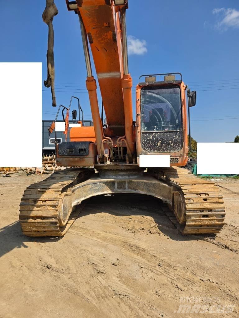 Doosan DX 300 LCA Raupenbagger