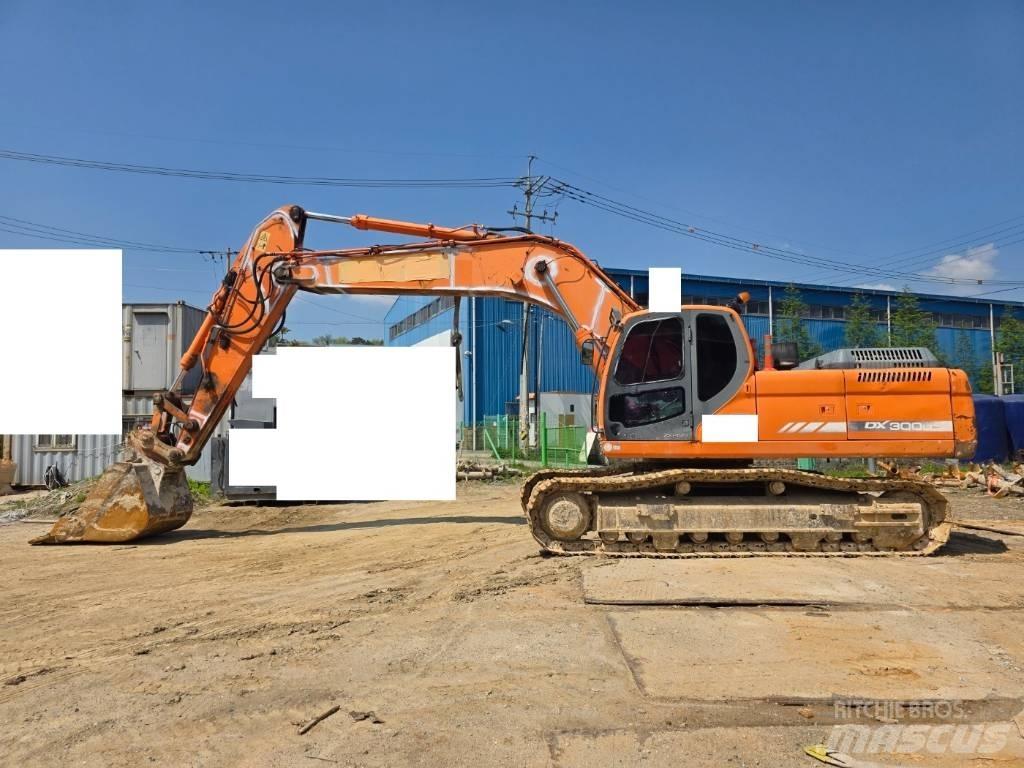 Doosan DX 300 LCA Raupenbagger