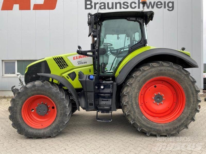 CLAAS AXION 810 Traktoren