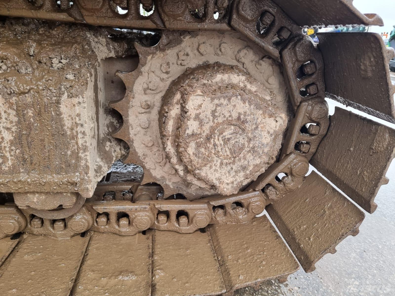 JCB JS 220 LC Raupenbagger