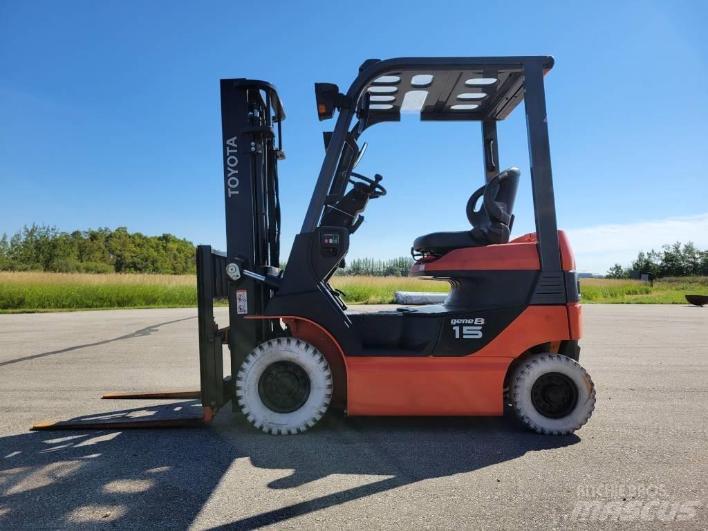 Toyota 8FB15 Elektrostapler