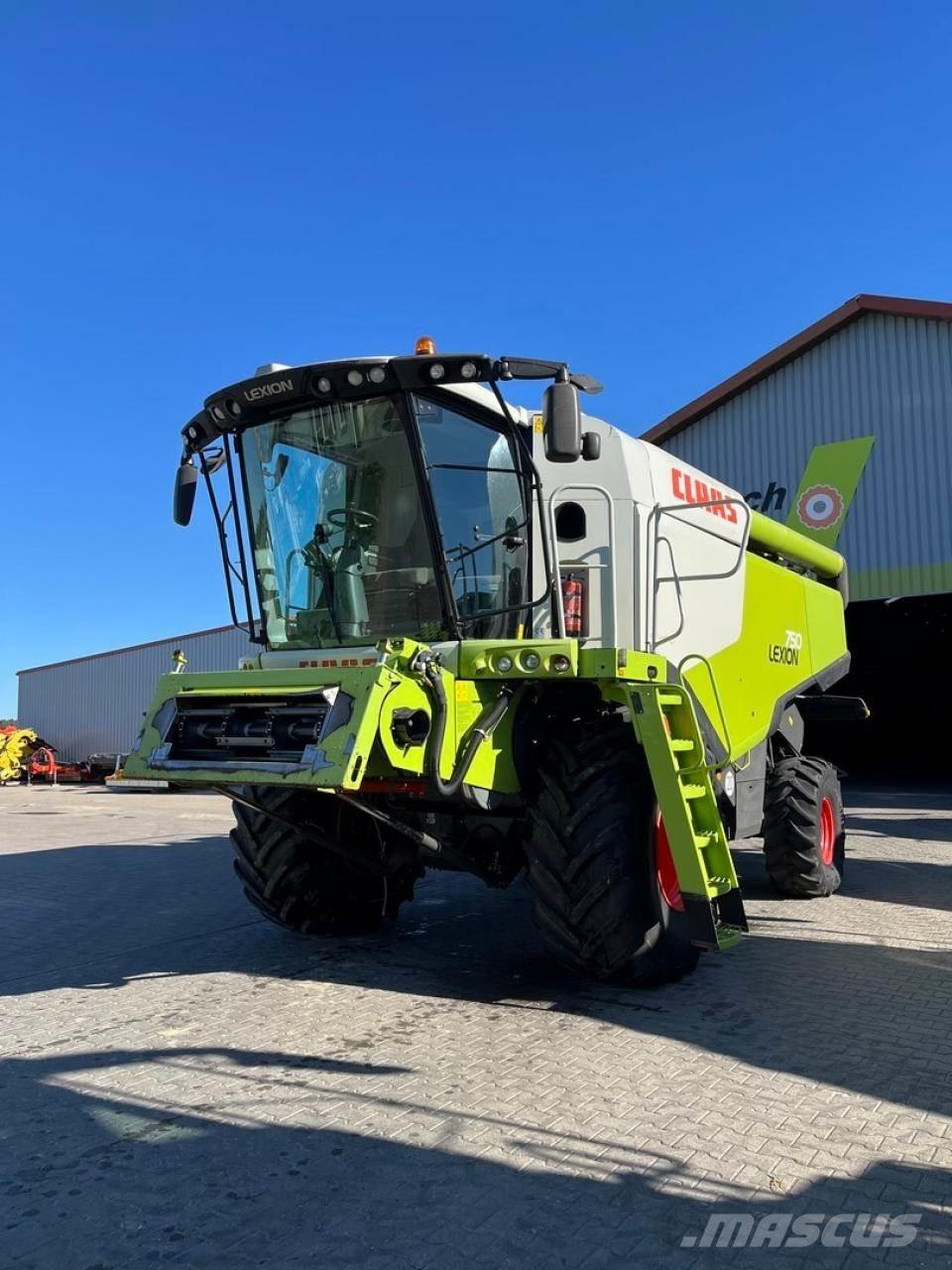 CLAAS Lexion 750 Mähdrescher