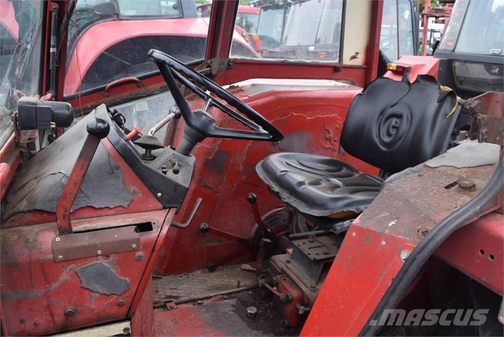 Case IH 844 A/S Traktoren