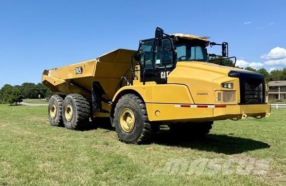 CAT 745 Dumper - Knickgelenk