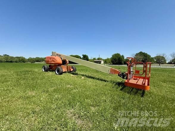 JLG 800S Teleskopbühnen