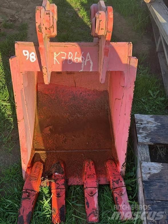 Kubota K7866A Schaufeln