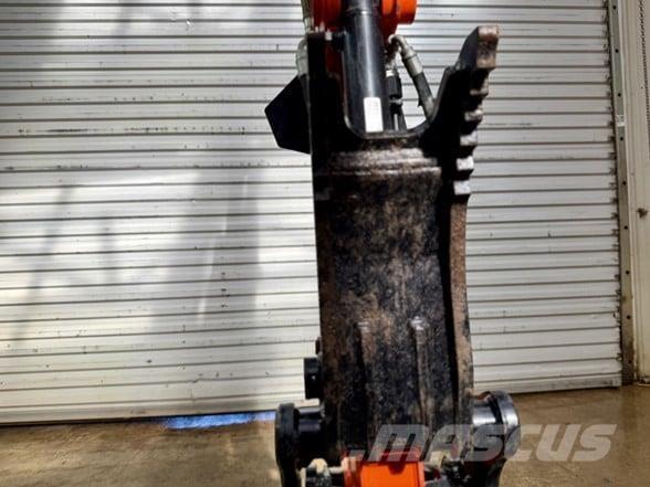 Kubota M62 Baggerlader