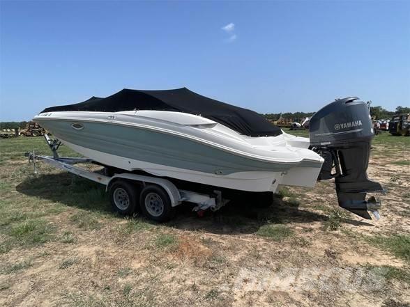  SOUTHWIND 2400 Boote / Prahme