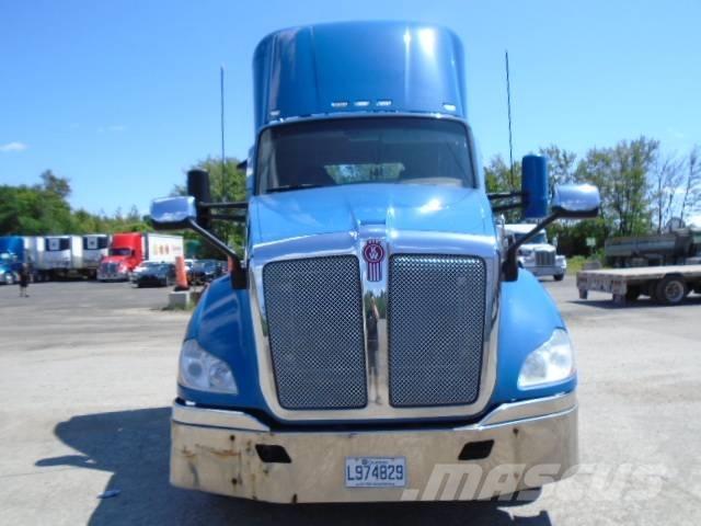 Kenworth T 680 Sattelzugmaschinen