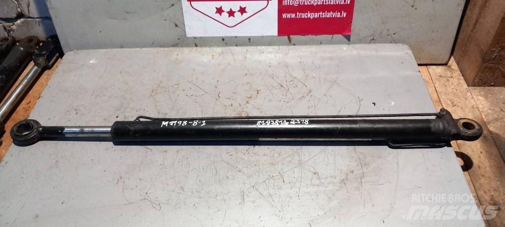 MAN TGL.   81978122318 Hydraulik
