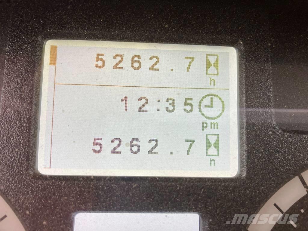 John Deere 6155 M Traktoren