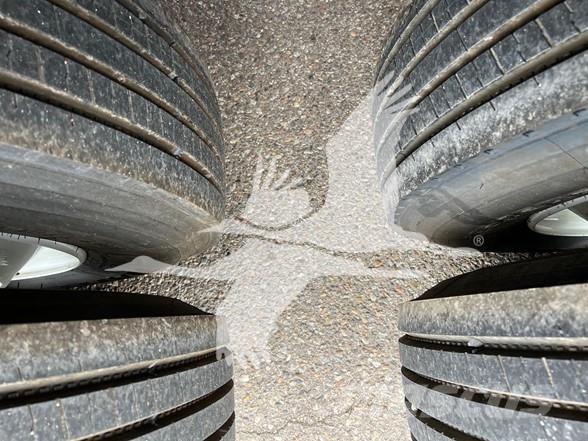 Utility 3000R Kühlauflieger