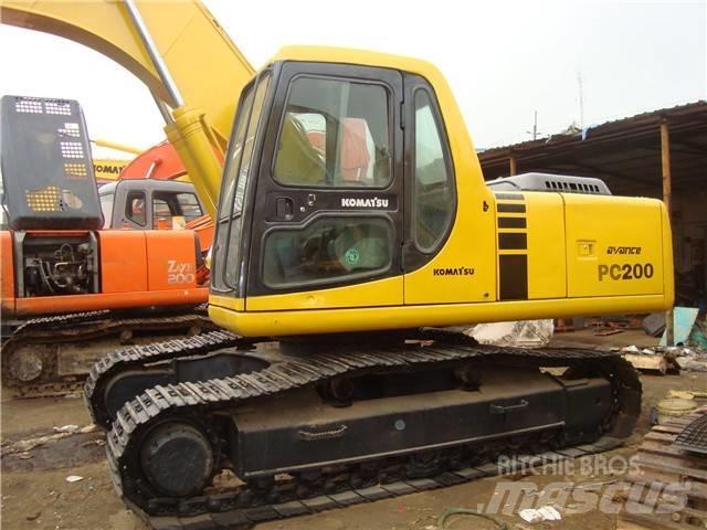 Komatsu PC 200-6 Raupenbagger