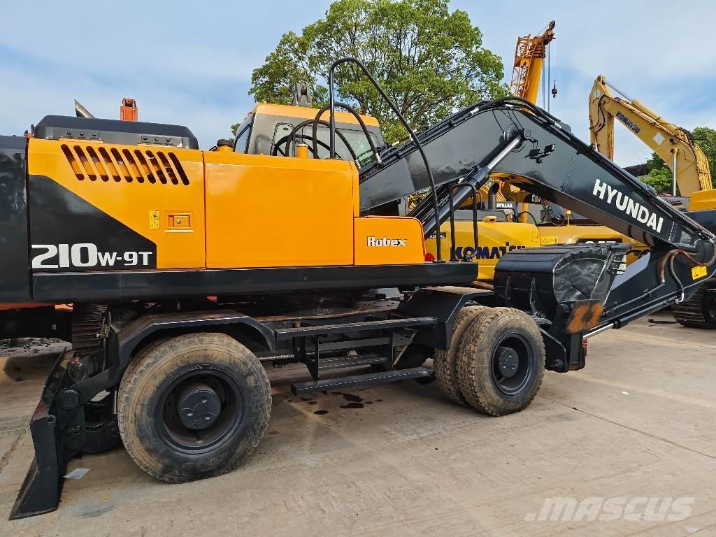 Hyundai r210w-9 Mobilbagger