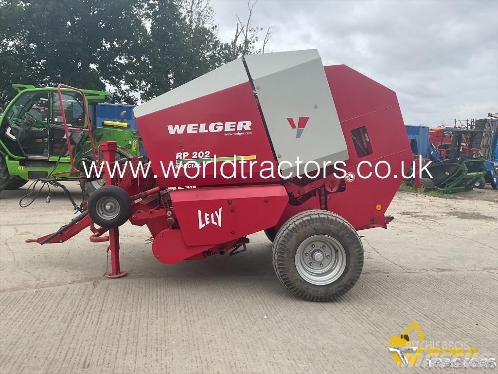 Lely WELGER RP202 Rundballenpressen