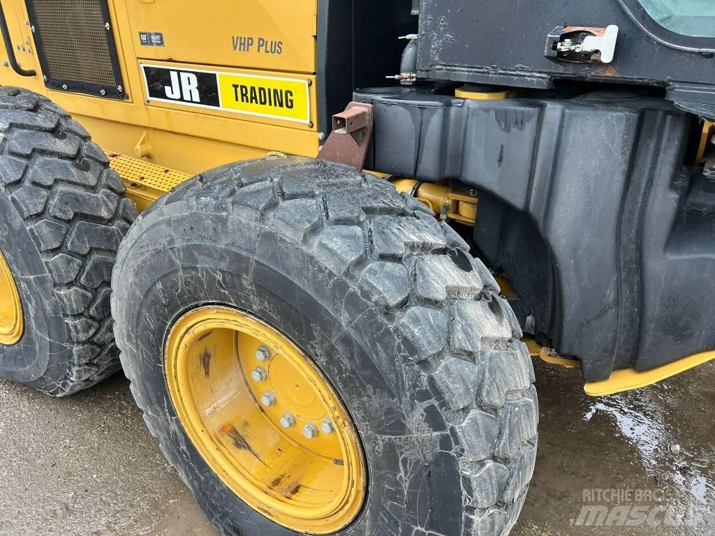 CAT 140 M AWD Grader