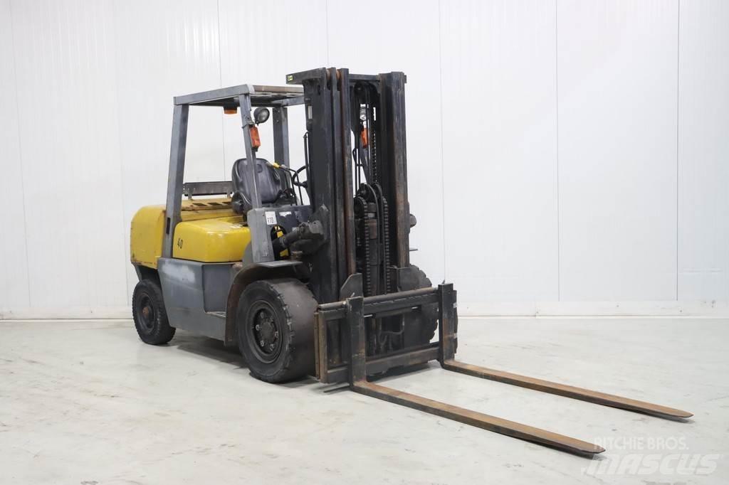 TCM FD40T2 Dieselstapler