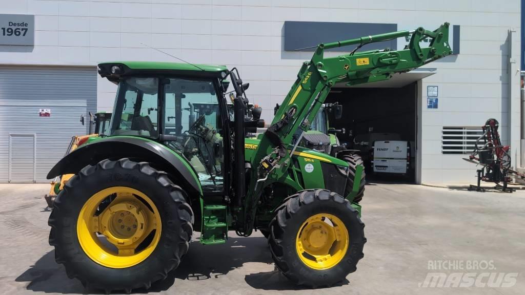 John Deere 5115R Traktoren