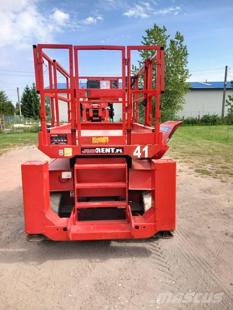 Manitou 120SC Scheren-Arbeitsbühnen