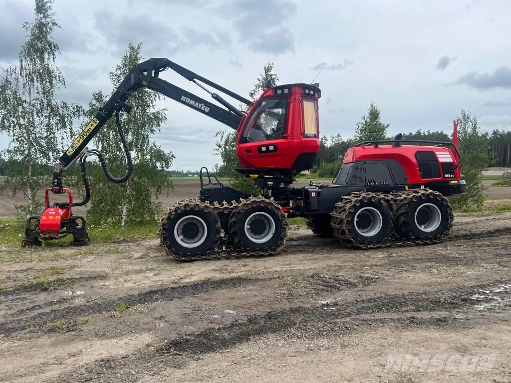 Komatsu 951 XC Harvester
