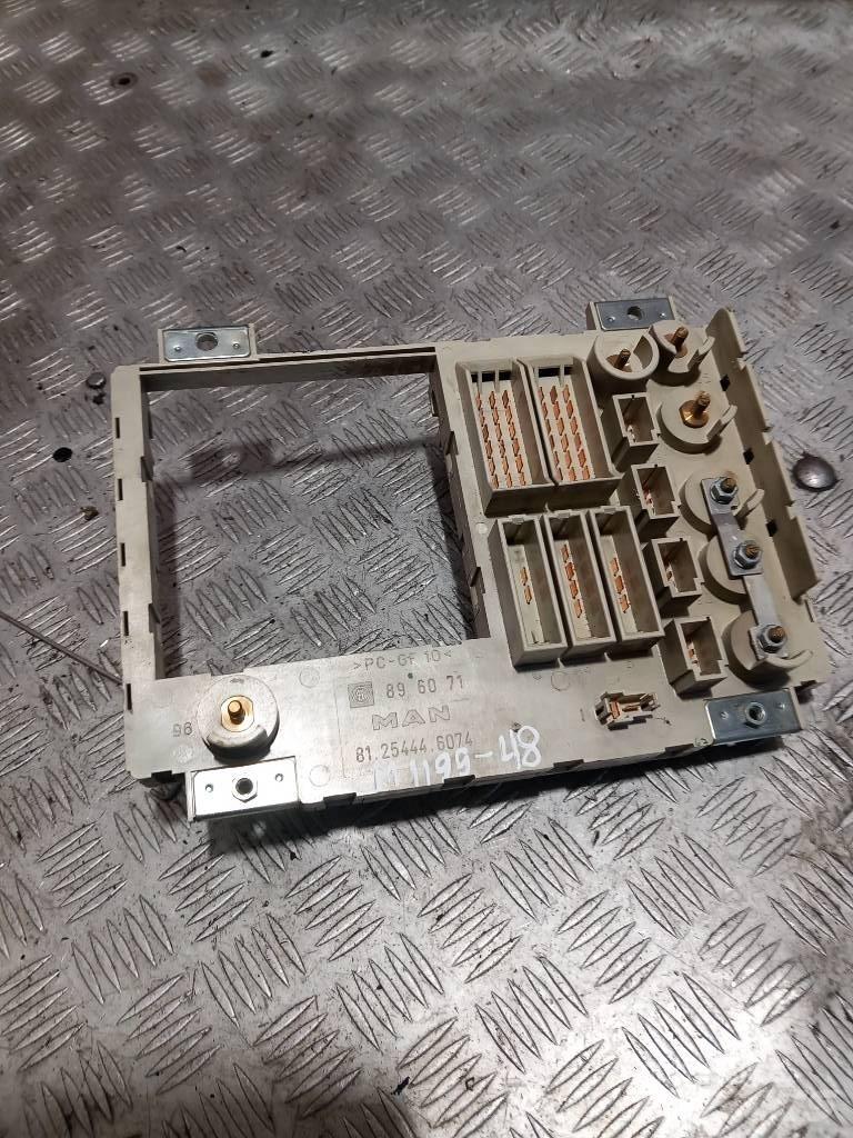 MAN TGM  81254446074 Elektronik
