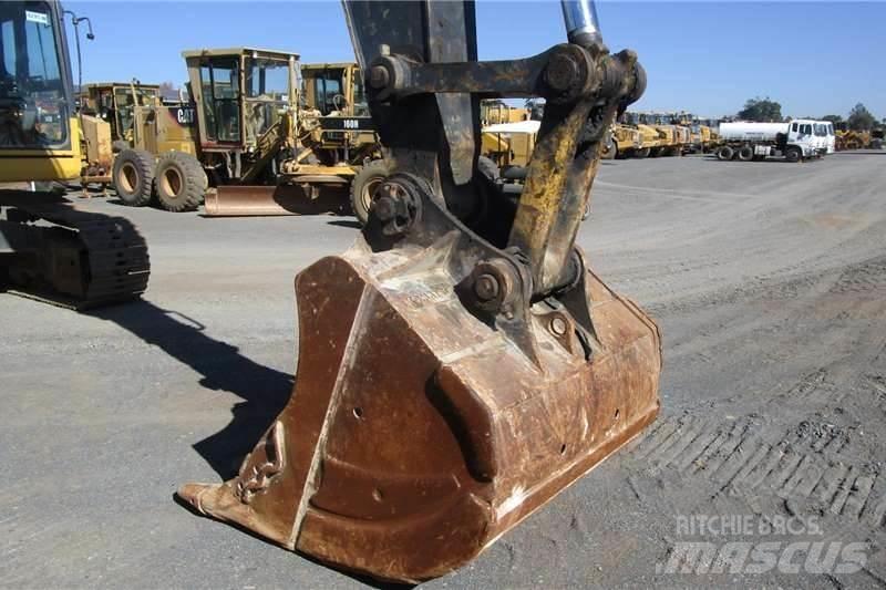 Komatsu PC300-8 Minibagger < 7t